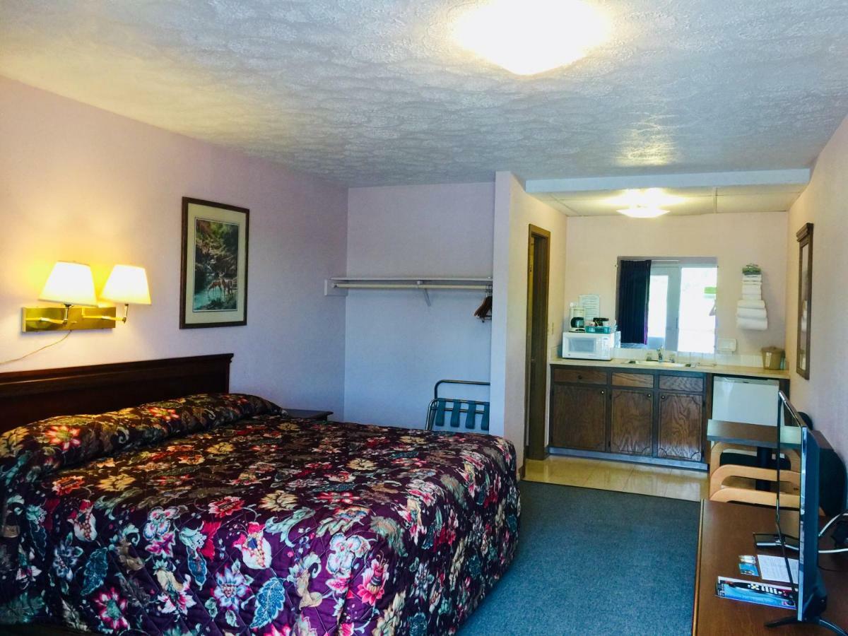 Mountain Country Motor Inn Branson West Eksteriør bilde